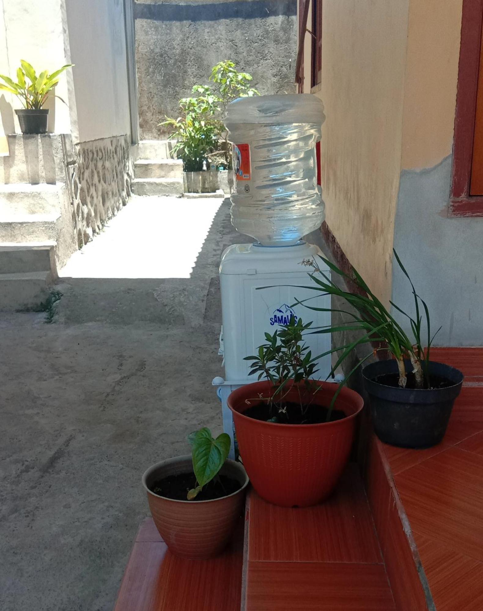 סמבלון לוואנג Radiya Guesthouse מראה חיצוני תמונה