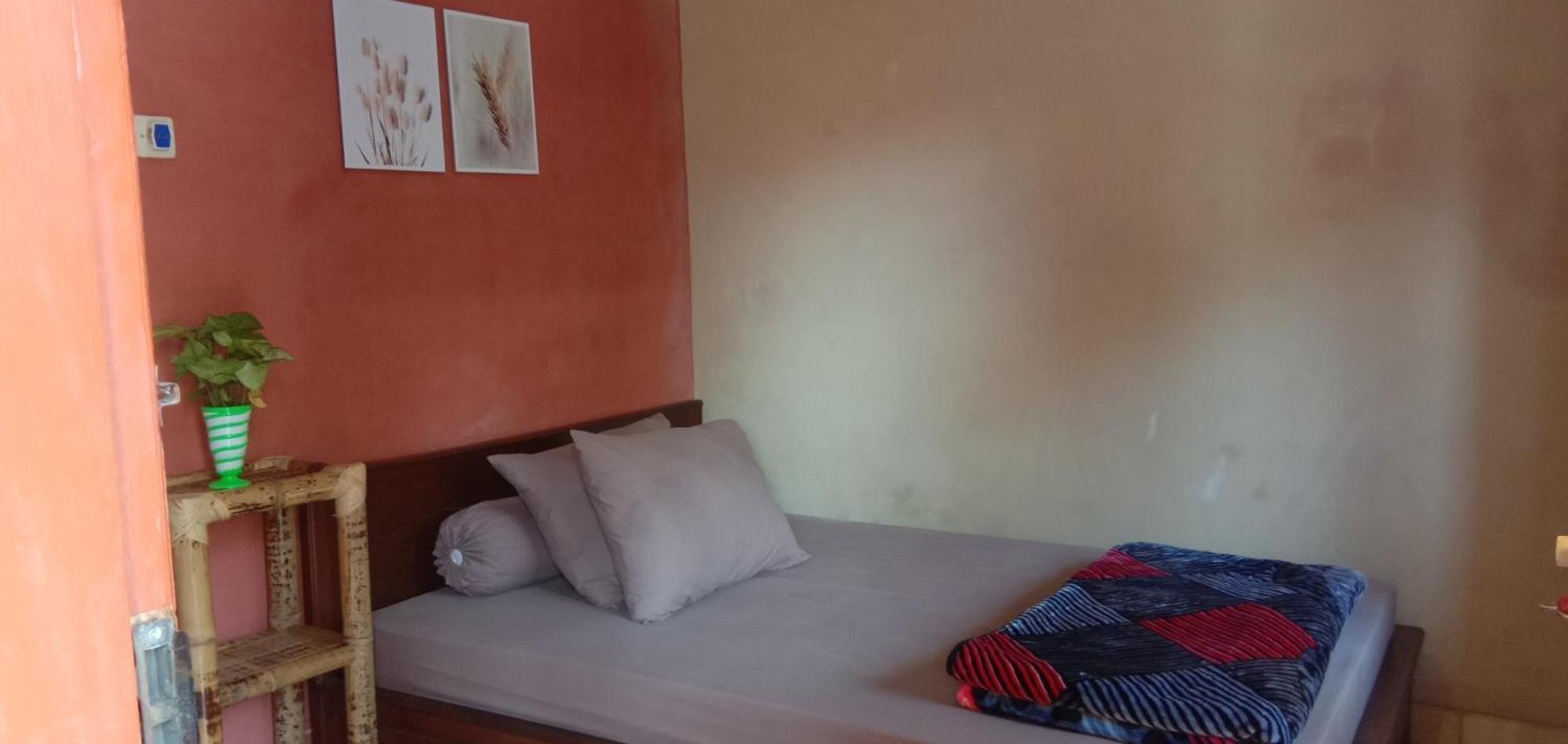 סמבלון לוואנג Radiya Guesthouse חדר תמונה