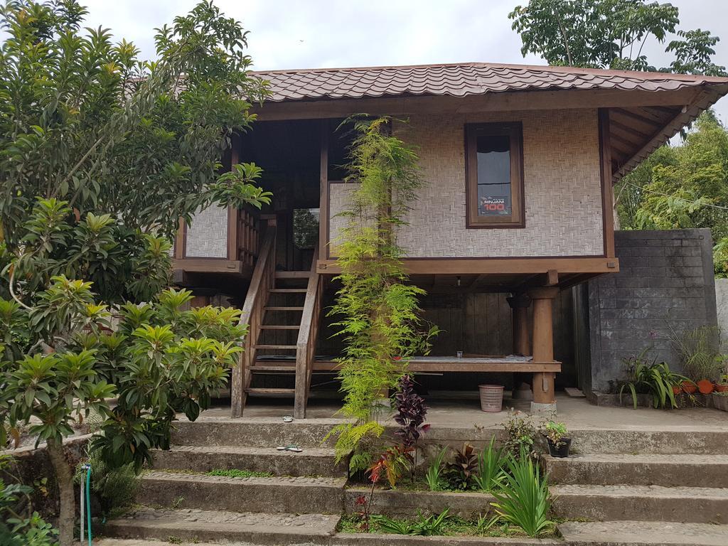 סמבלון לוואנג Radiya Guesthouse מראה חיצוני תמונה